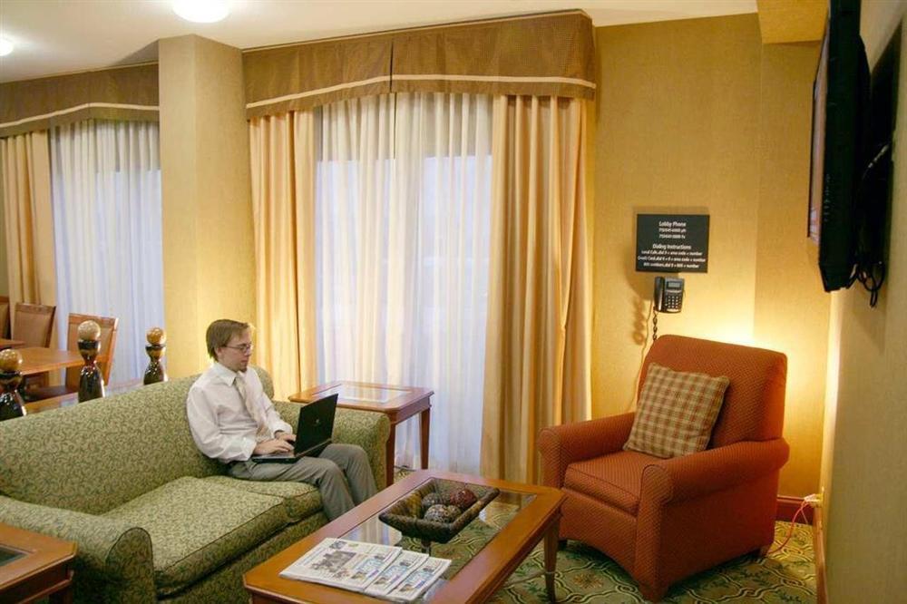 Hampton Inn Houston Hobby Airport Стая снимка