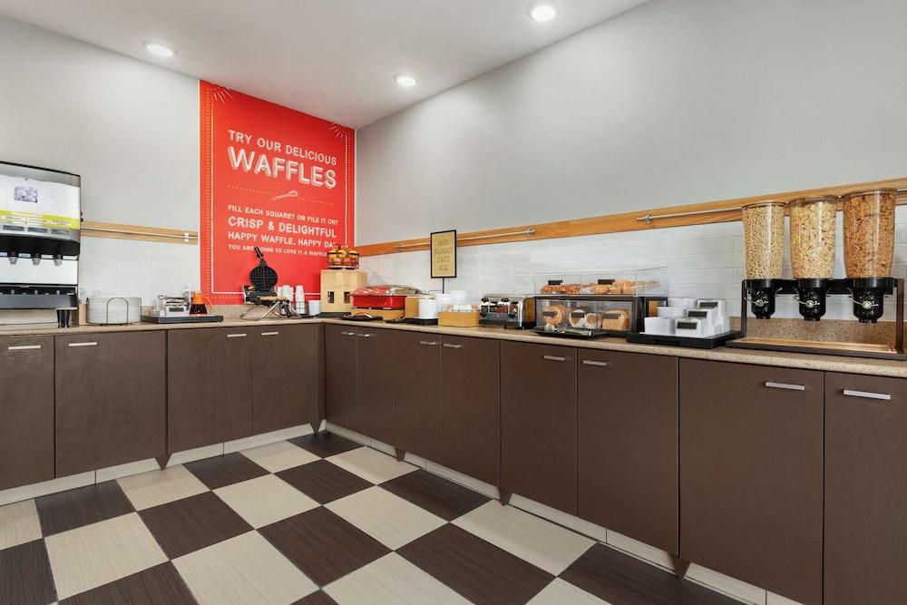 Hampton Inn Houston Hobby Airport Екстериор снимка