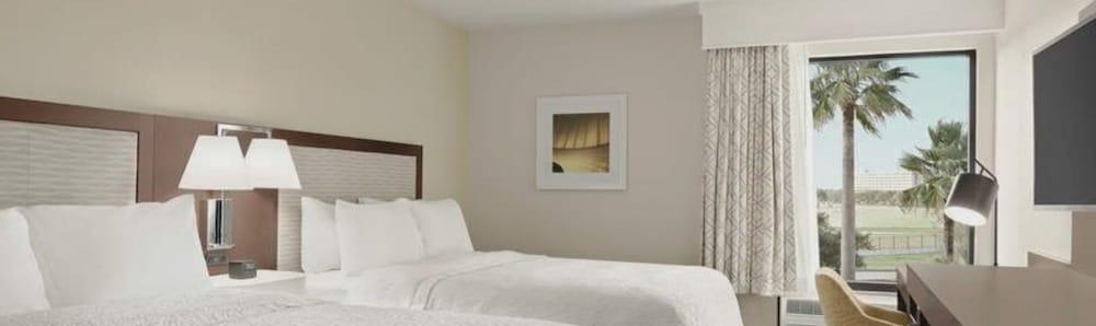 Hampton Inn Houston Hobby Airport Екстериор снимка