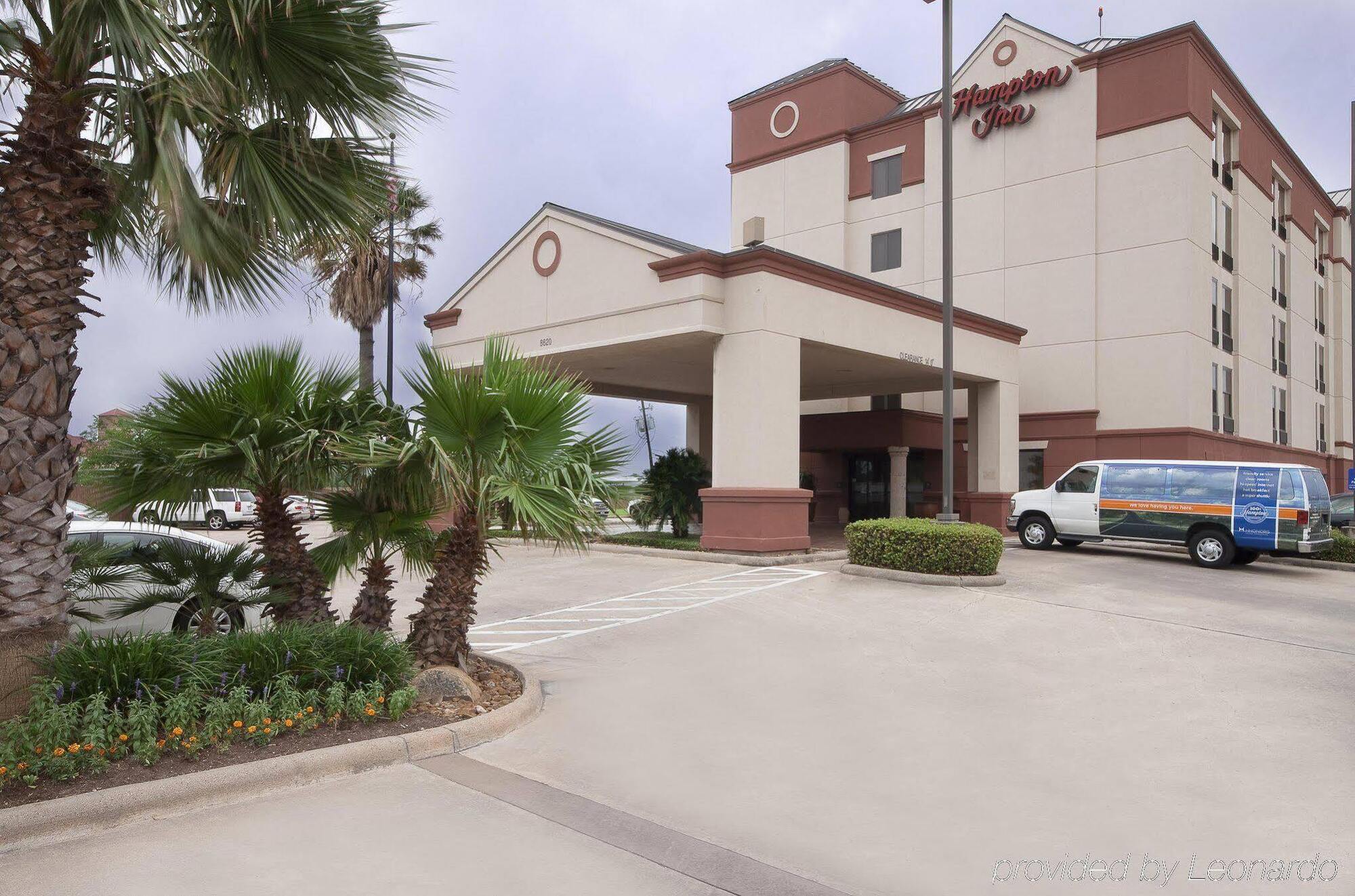 Hampton Inn Houston Hobby Airport Екстериор снимка