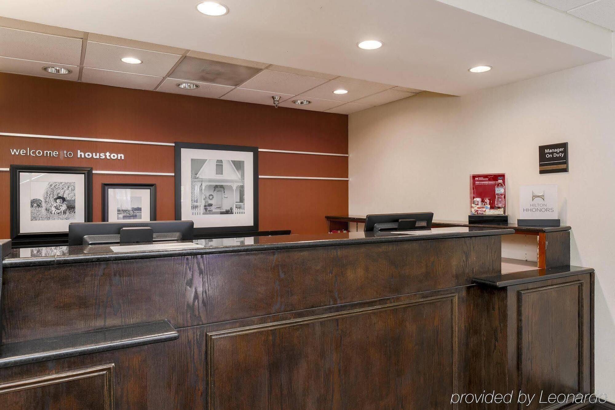 Hampton Inn Houston Hobby Airport Екстериор снимка