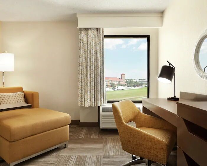 Hampton Inn Houston Hobby Airport Екстериор снимка